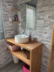 Cozy mobile home with private terrace and parking - Image 3