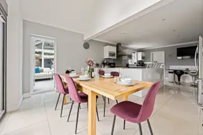 Beechwood House, Hot Tub & Games Room, New Forest - Image 2