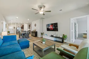 Family Getaway 3BR/2BA by Lake Conroe - Image 2