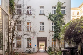 ZOZO Berlin Mitte Kastanienhof Urban Lodge - Image 3