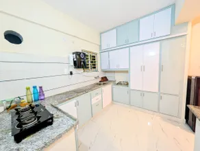 Vista Home -3 BHK Flat Near Airport, BHEL & KIMS - Image 3