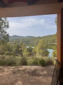 Rural Retreat - Lakefront House - Image 5