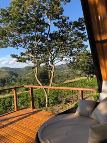 High-end retreat in the coffee mountains. - Image 4
