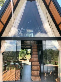 High-end retreat in the coffee mountains. - Image 5