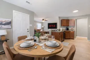 Family Retreat, Sleeps 8, Fenced Yard, Near LRAFB - Image 5