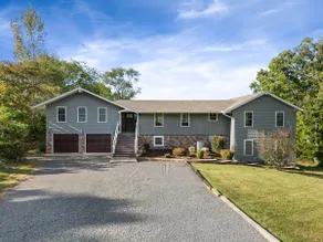 Lakeview Escape - Pet friendly with Personal Beach - Image 2
