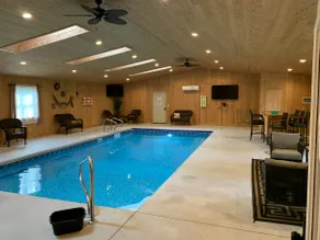 Private Indoor Heated Pool Great for groups! Clean - Image 4