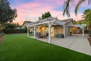 Mountain View Home in Oak Park - Image 2