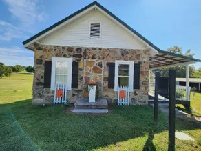 The Cottage - Image 5