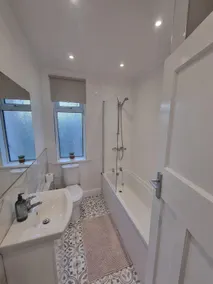 Beautiful peacful Newcastle Flat - Image 5