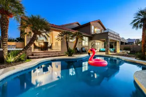 Lakefront w/ Pool & Hot tub & Boat & Gym & Massage - Image 5