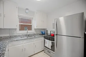 Home Away From Home Takoma - Image 5