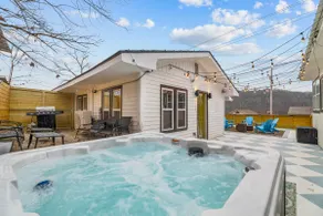 Wildflower Cottages:3 Rentals, Hot Tub& lake views - Image 2