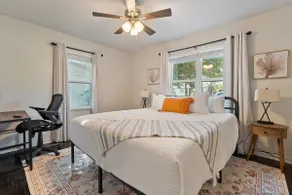 Vintage Tech Hideaway | King Bed | Pets | Med Dist - Image 4