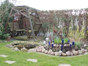 Charming Flat Steps Away from the Lake upper unit - Image 2