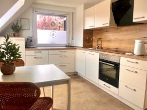 Modern apartment with balcony & Wi-Fi – central - Image 4