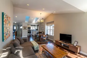 Casa de Chicago in Schaumburg! - Image 2