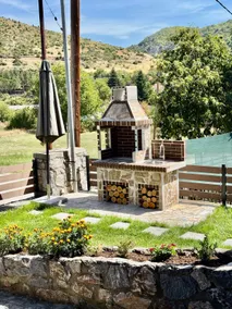 Green Forest Villa - Image 4