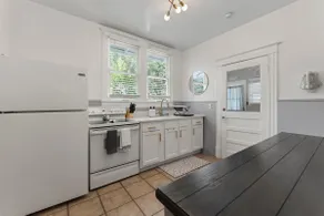 3 min. to beach & DT | Game Room | Private Yard - Image 4