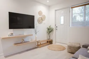 Charming 3 ½ cozy and bright, fully equipped - Image 4