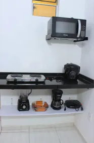 Cozy and Central Studio Apartment Near Madre Deus - Image 4