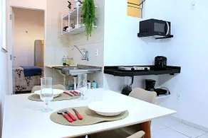 Cozy and Central Studio Apartment Near Madre Deus - Image 2
