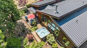 Modern Gorge Retreat • Hot Tub • Mountain Views - Image 2