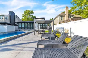 Elmhurst 4BR Home with Pool | Mid-Term Ready - Image 4