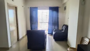 Cloud5 a highrise Apt B T Road JnT close to Metro - Image 2