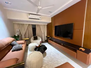 Luxus · House of Vibes | Terrace Retreat |Oshiwara - Image 2