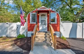 Pet Friendly • Private • Fenced Yard • Lots Nearby - Image 2