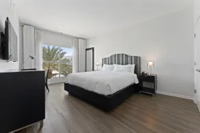 2BR Pool View Suite Near Walt Disney World Resort - Image 4