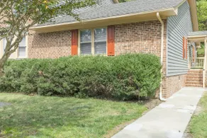 Modern Family Living – Near Food, I-85 & Hospital - Image 5