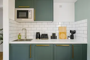 Modern King's Cross Studio 006 - Image 2