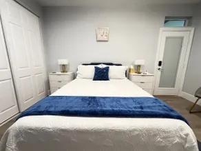 Guest Suite with private entrance & bathroom - Image 4