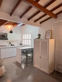 Boutique loft in downtown El Retiro - Image 4