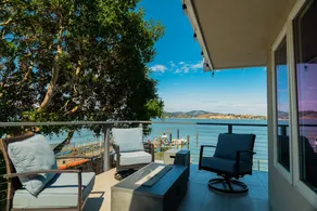 Bay Views; Perfect for Reunions & Retreats - Image 4