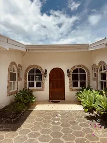 Spacious Villa w/ Private Pool & BBQ Area - Image 2