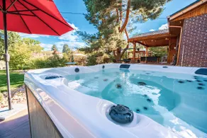 CO Country Club | Spa | Golf | Half Acre Paradise - Image 3