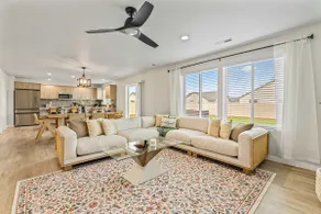 Spacious 6BR Sleeps 22 with Playground Basketball - Image 2