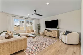 Spacious 6BR Sleeps 22 with Playground Basketball - Image 4