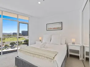 Beachfront Resort-Style Apartment - Image 2