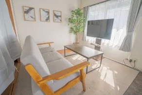 Tram 5 min｜Castle Direct｜38 m² for 5｜Washer+Dryer - Image 3
