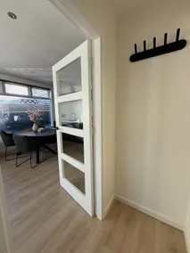 Elegant Apartment for a Quiet Stay - Image 2