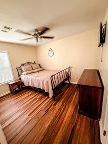 Comfy & Clean Starkville Retreat - Parking & Wi-fi - Image 2