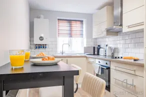 Guest Stays - Bridge Street Studio 1 - Image 3
