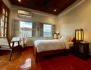 White Verandah Suite at Xiengthong - Image 4