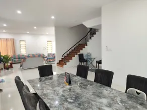 Happy Home - Image 5