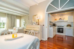 La Finestra sul Mare Apartment - Image 4