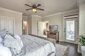 3 BDRM Condo I Lake Views/Marina I Mins To DT - Image 3